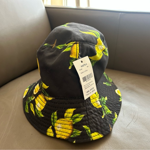 🍋Black and Yellow Lemon Print Bucket Hat - Picture 5 of 10